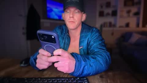 boredstud993102 online show from 04.20.26