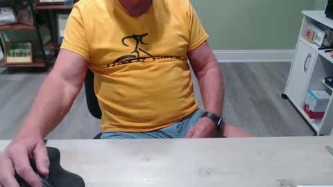 Snapshot of borntobebad2 chatting on 12.31.24 borntobebad2 online show from 12.31.24