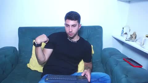 Snapshot of borsalinomoreau chatting on 10.12.25 borsalinomoreau online show from 10.12.25