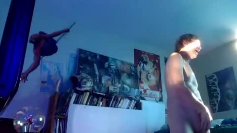 Bottomboo7 online show from 03.22.26