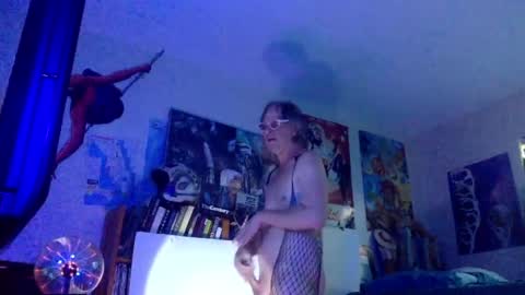 Bottomboo7 online show from 04.08.26