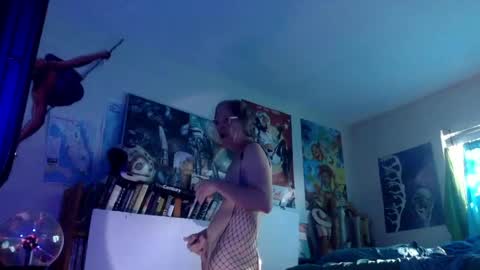 Bottomboo7 online show from 04.12.26