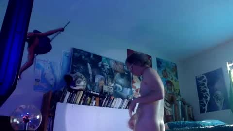 Bottomboo7 online show from 04.19.26