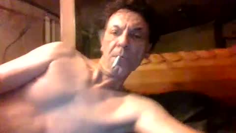 Snapshot of bottomcdforoldersc chatting on 09.29.25 James online show from 09.29.25