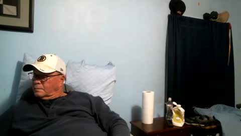 Snapshot of bottomjacki chatting on 12.15.24 Jackie online show from 12.15.24