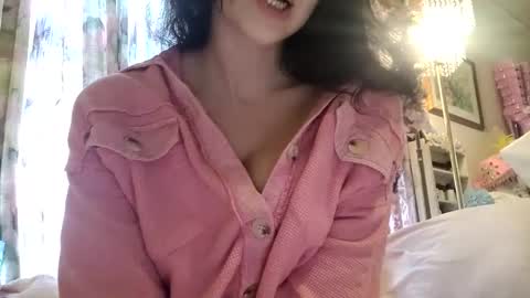 Bouncy Queen Majesty online show from 03.01.25