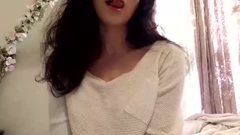 Bouncy Queen Majesty online show from 03.10.25