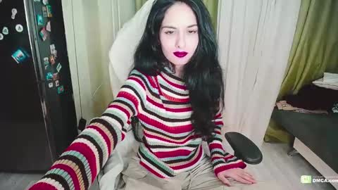 Helen  online show from 01.25.25