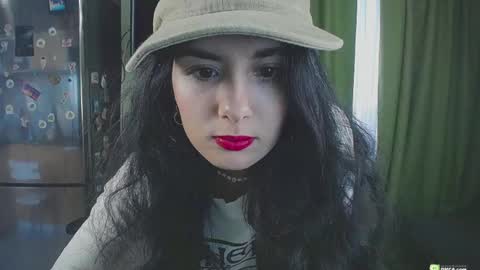 Helen  online show from 02.18.25