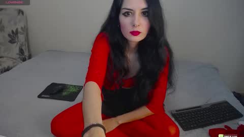 Helen  online show from 10.12.25