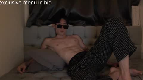 Snapshot of boxman556990 chatting on 11.20.25 boxman556990 online show from 11.20.25