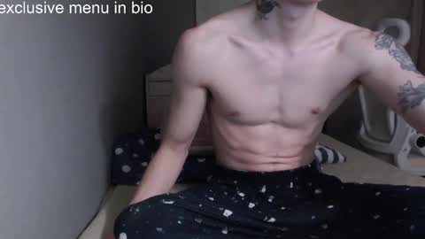 Snapshot of boxman556990 chatting on 01.06.26 boxman556990 online show from 01.06.26