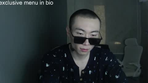 Snapshot of boxman556990 chatting on 02.02.26 boxman556990 online show from 02.02.26