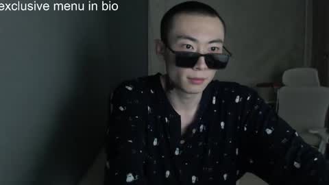 Snapshot of boxman556990 chatting on 02.04.26 boxman556990 online show from 02.04.26