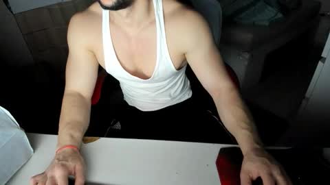 boy_boy22 online show from 12.19.25