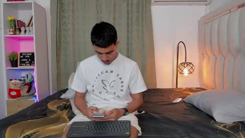 Snapshot of boy_jerry chatting on 07.06.26 boy_jerry online show from 07.06.26
