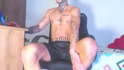 Snapshot of boy_master5 chatting on 03.07.25 boy_master5 online show from 03.07.25