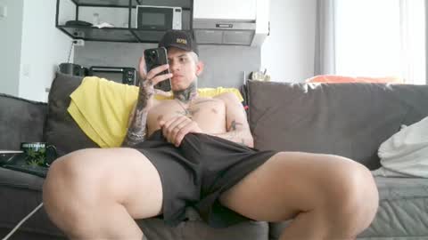 Snapshot of boy_master5 chatting on 06.28.26 boy_master5 online show from 06.28.26