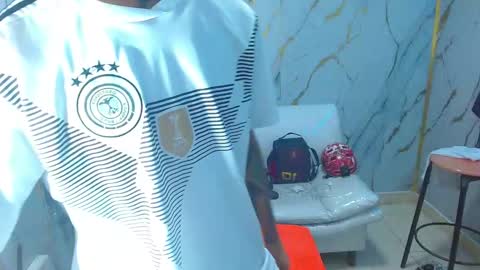 Snapshot of boy_tatto77 chatting on 01.14.26 boy_tatto77 online show from 01.14.26