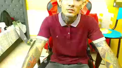 Snapshot of boy_tatto777 chatting on 09.19.25 boy_tatto777 online show from 09.19.25