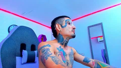 Snapshot of boy_tatto777 chatting on 09.25.25 boy_tatto777 online show from 09.25.25