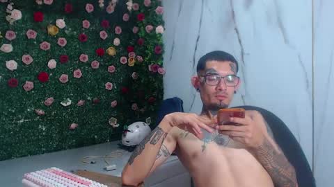 Snapshot of boy_tatto777 chatting on 04.29.26 boy_tatto777 online show from 04.29.26
