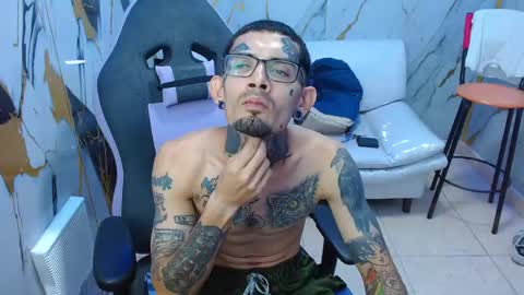 Snapshot of boy_tatto777 chatting on 05.15.26 boy_tatto777 online show from 05.15.26