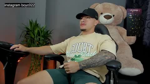 boyc02_ online show from 03.08.25