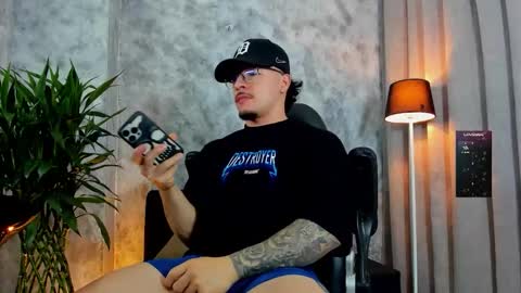 boyc02_ online show from 11.24.25