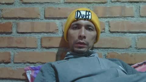 Snapshot of boycumlatino21 chatting on 04.18.26 Boy online show from 04.18.26