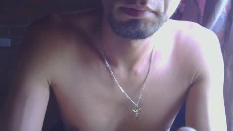 Snapshot of boycumlatino21 chatting on 04.21.26 Boy online show from 04.21.26