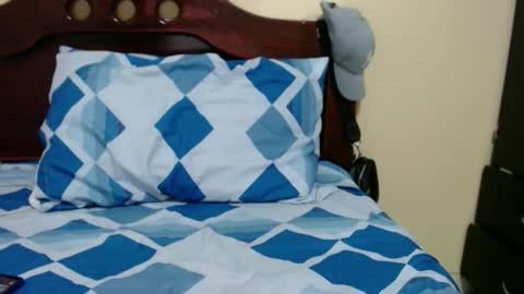 Snapshot of boyfit2023 chatting on 12.23.24 boyfit2023 online show from 12.23.24