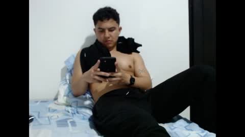 Snapshot of boyfit2023 chatting on 10.02.25 boyfit2023 online show from 10.02.25