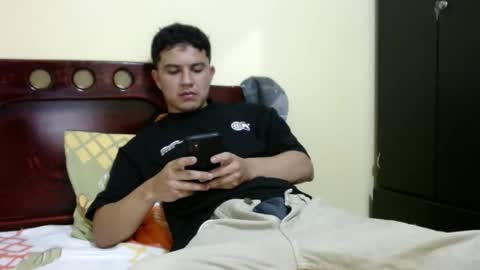 Snapshot of boyfit2023 chatting on 02.01.26 boyfit2023 online show from 02.01.26