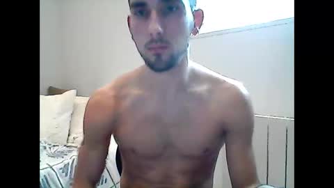 Snapshot of boyfriend04 chatting on 02.16.25 BOYFRIEND04 online show from 02.16.25