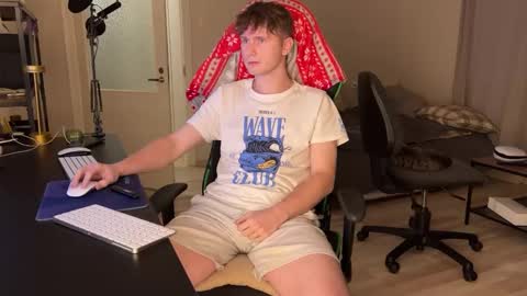 Eddie online show from 01.04.25