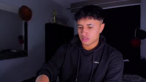 miguel  online show from 03.05.25