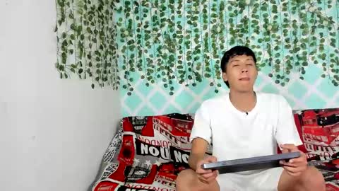 boys4hot_777 online show from 02.17.25