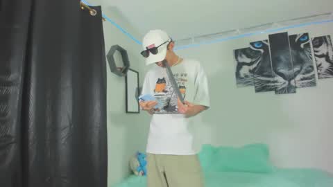 boys4hot_777 online show from 03.01.25