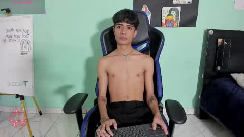 boys4hot_777 online show from 05.01.26