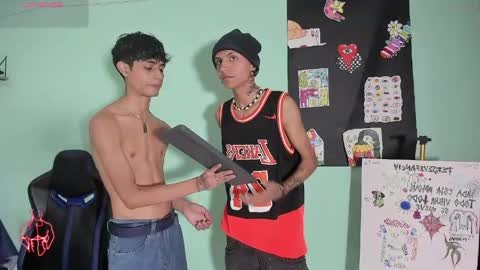 boys4hot_777 online show from 05.11.26