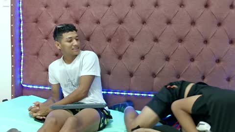 ALEX - TAYLER  -MIKE online show from 02.06.25