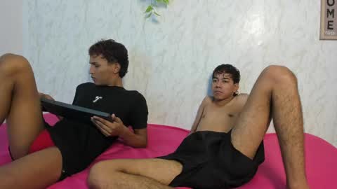 ALEX - TAYLER  -MIKE online show from 04.15.26