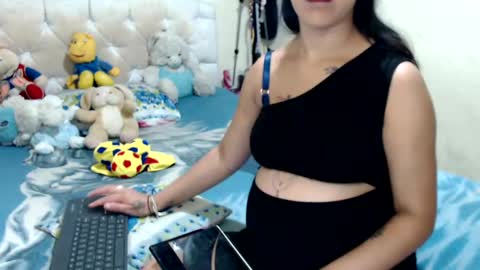 nikky and jeik online show from 02.20.25