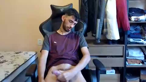 Snapshot of boyzinm2 chatting on 02.10.26 boyzinm2 online show from 02.10.26