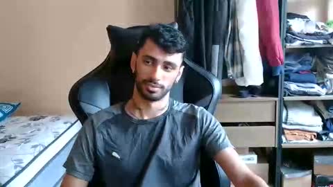 Snapshot of boyzinm2 chatting on 02.19.26 boyzinm2 online show from 02.19.26