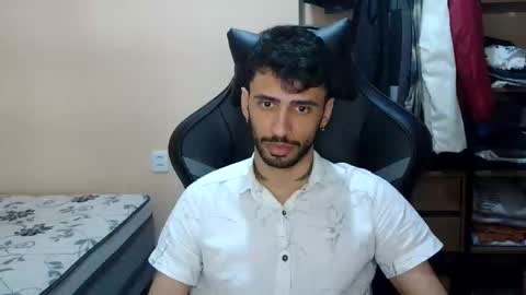 Snapshot of boyzinm2 chatting on 02.23.26 boyzinm2 online show from 02.23.26