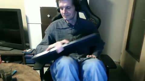 Snapshot of bponie1 chatting on 01.11.25 bponie1 online show from 01.11.25