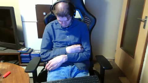 Snapshot of bponie1 chatting on 01.25.25 bponie1 online show from 01.25.25