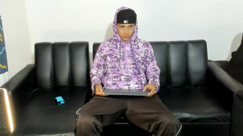 Snapshot of br4ndon_cooper chatting on 05.04.26 Brandon online show from 05.04.26